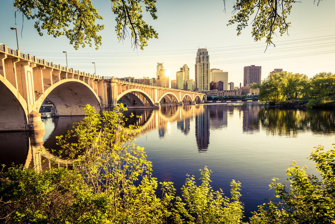 Noah Jigsaw Puzzle The Mississippi River and the Central Avenue Bridge in Minneapolis 2000 pieces