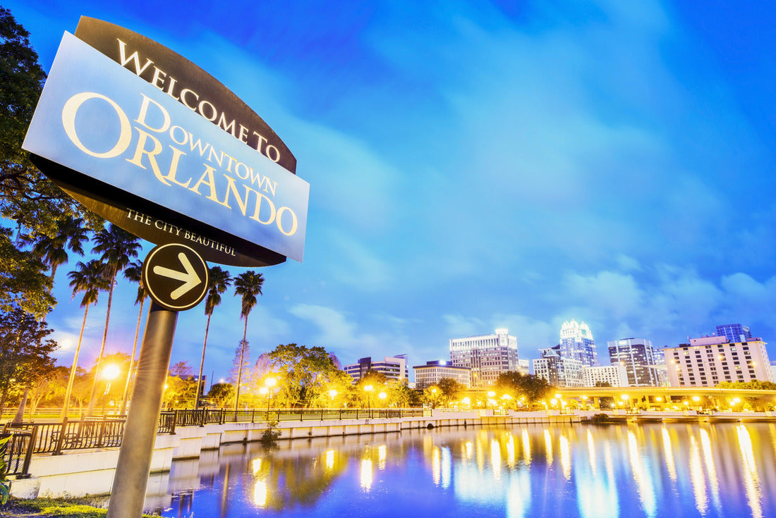 Noah Jigsaw Puzzle Downtown Orlando. City skyline. Located in Lake Eola Park, Orlando, Florida, USA 2000 pieces