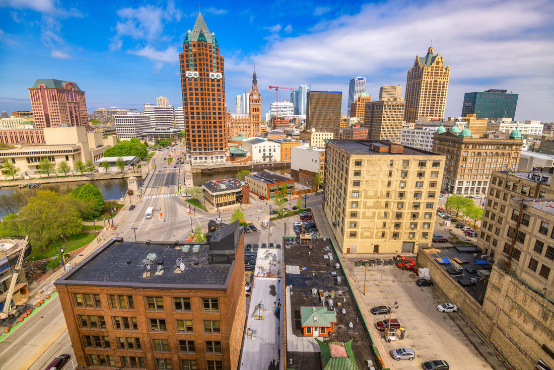 Noah Jigsaw Puzzle Milwaukee, Wisconsin, USA downtown skyline in the afternoon 2000 pieces