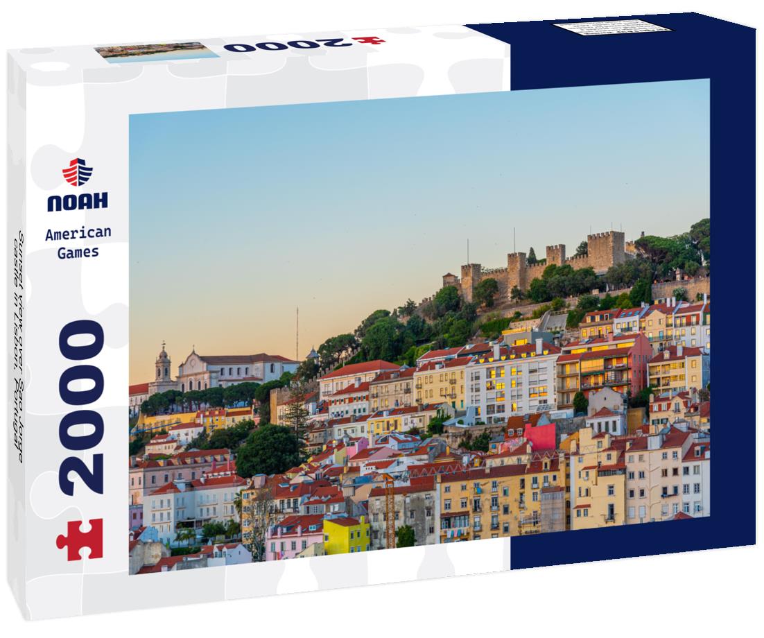 Sunset view over Sao Jorge castle in Lisbon, Portugal 2000pc Puzzle