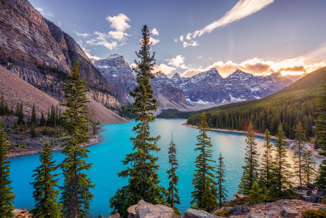 Autumn Sunset at Lake Moraine in Banff National Park 2000pc Puzzle
