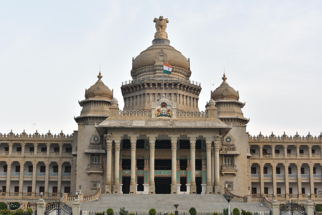 Noah Jigsaw Puzzle Vidhana Soudha building, Bangalore, Karnataka, India 2000 pieces
