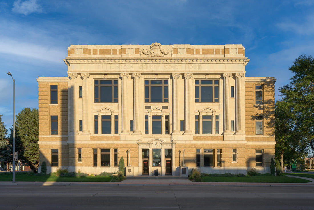 Noah Jigsaw Puzzle Lincoln County Court House of North Platte, Nebraska 2000 pieces