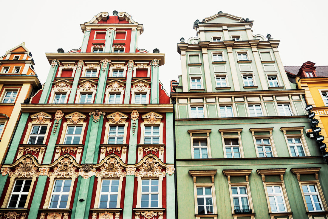 Antique building view in Old Town Wroclaw, Poland 2000pc Puzzle