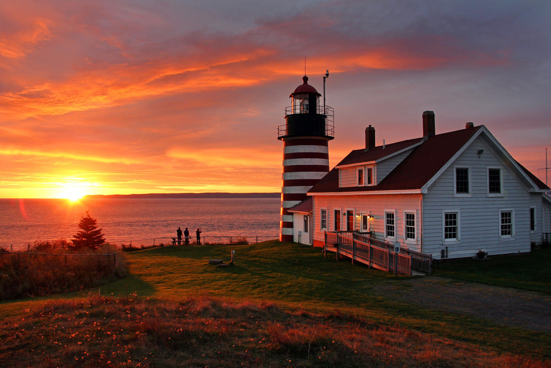 Sunrise West Quoddy Head Lighthouse, Lubec, Maine 2000pc Puzzle