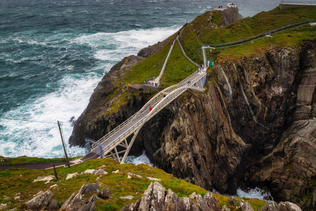 The bridge to the Mizen Head in Co. Cork, Ireland 2000pc Puzzle