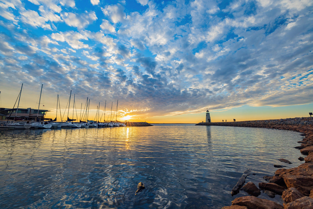 Noah Jigsaw Puzzle Beautiful sunset, Lake Hefner lighthouse Oklahoma 2000 pieces