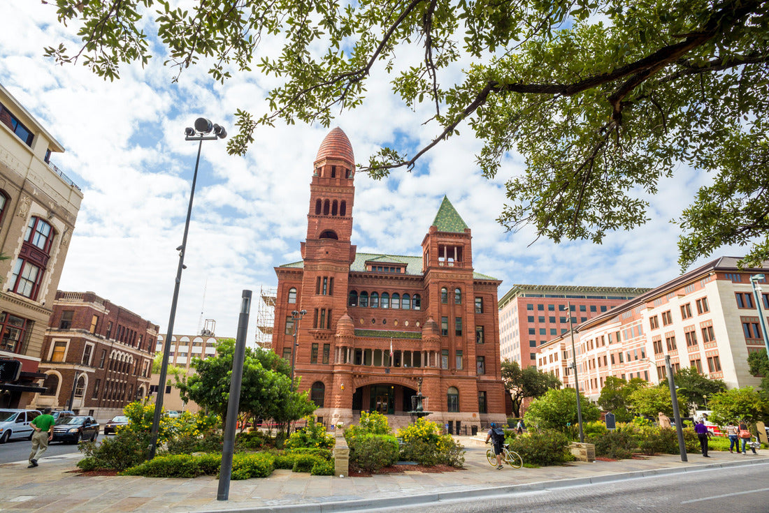 Bexar County District Court in San Antonio, Texas 2000pc Puzzle