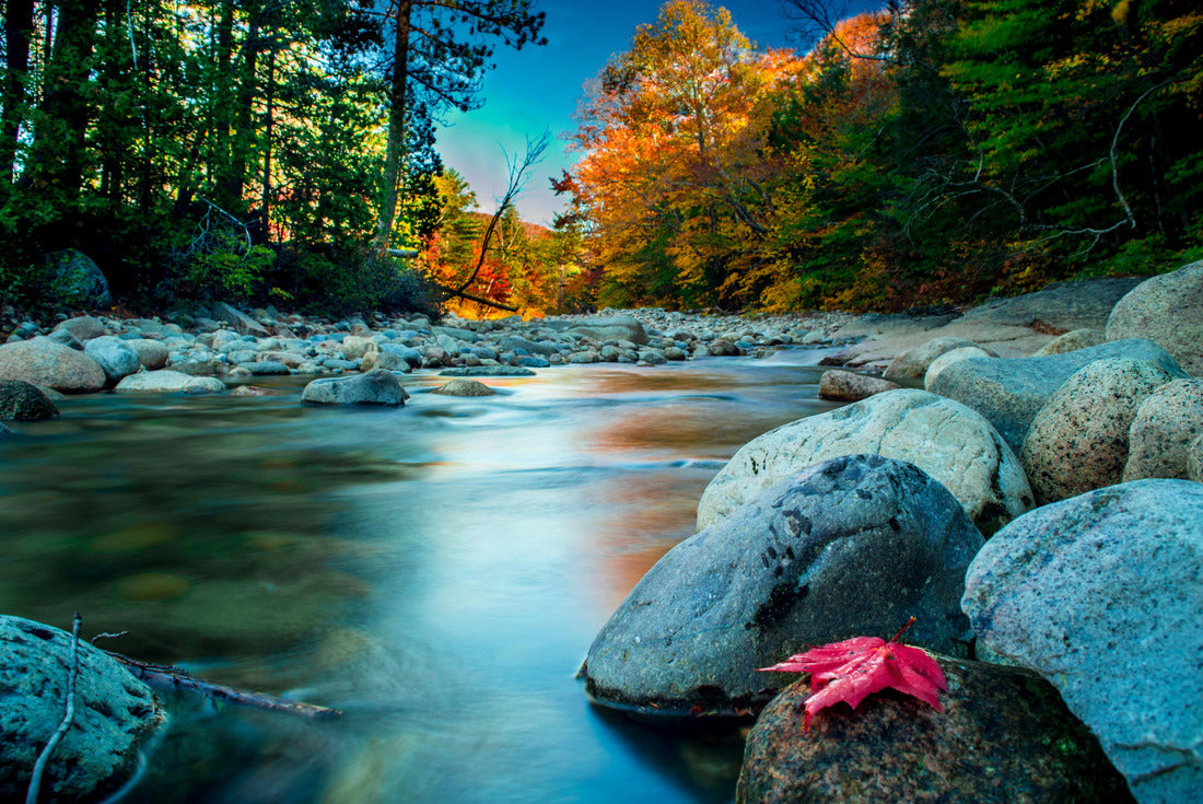 New Hampshire During Autumn - Pemigewasset River 2000pc Puzzle