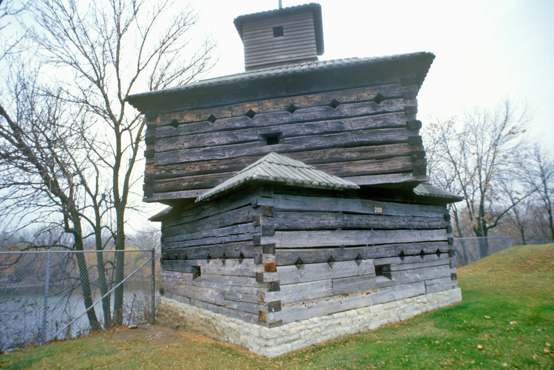 Fort Armstrong Blockhouse, Rock Island, Illinois 2000pc Puzzle