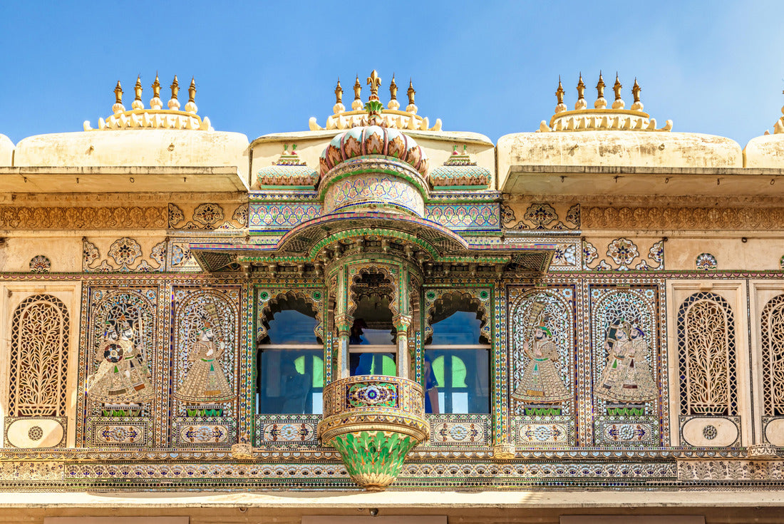 Inside City Palace in Udaipur, Rajasthan, India 2000pc Puzzle