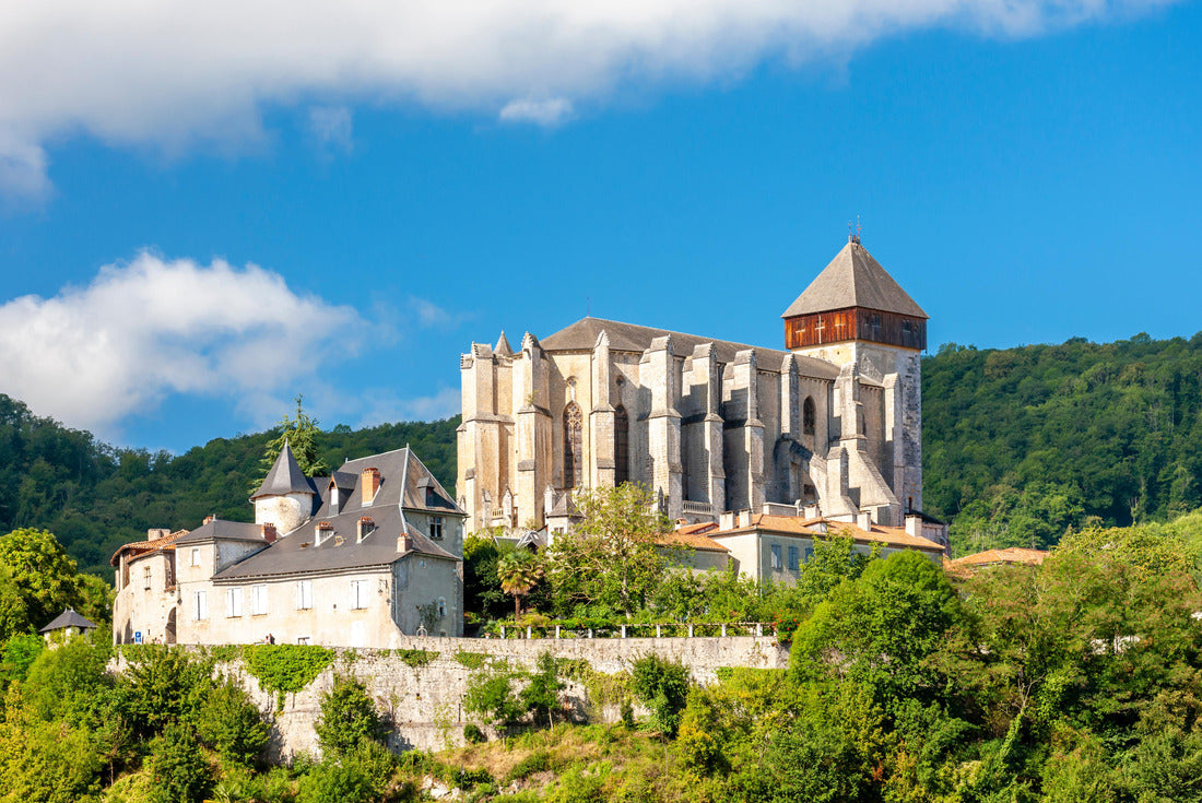 Saint Bertrand de Comminges cathedral in France 2000pc Puzzle
