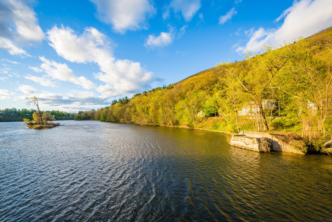Noah Jigsaw Puzzle The Connecticut River, in Brattleboro, Vermont 2000 pieces