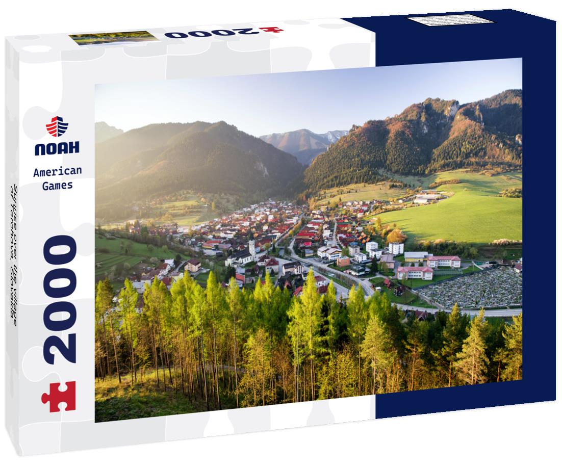 Sunrise over the village of Terchova, Slovakia 2000pc Puzzle