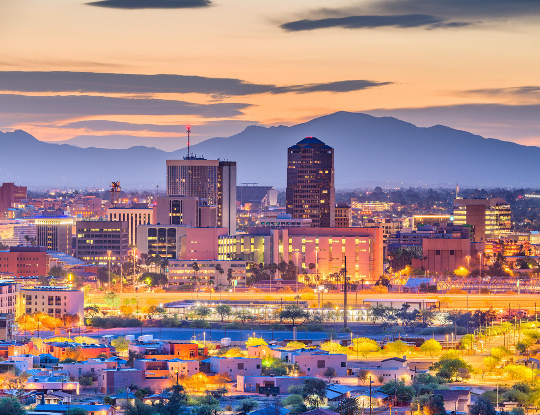 Tucson, Arizona, USA Downtown skyline with Sentinel Peak at dusk 1000pc Puzzle