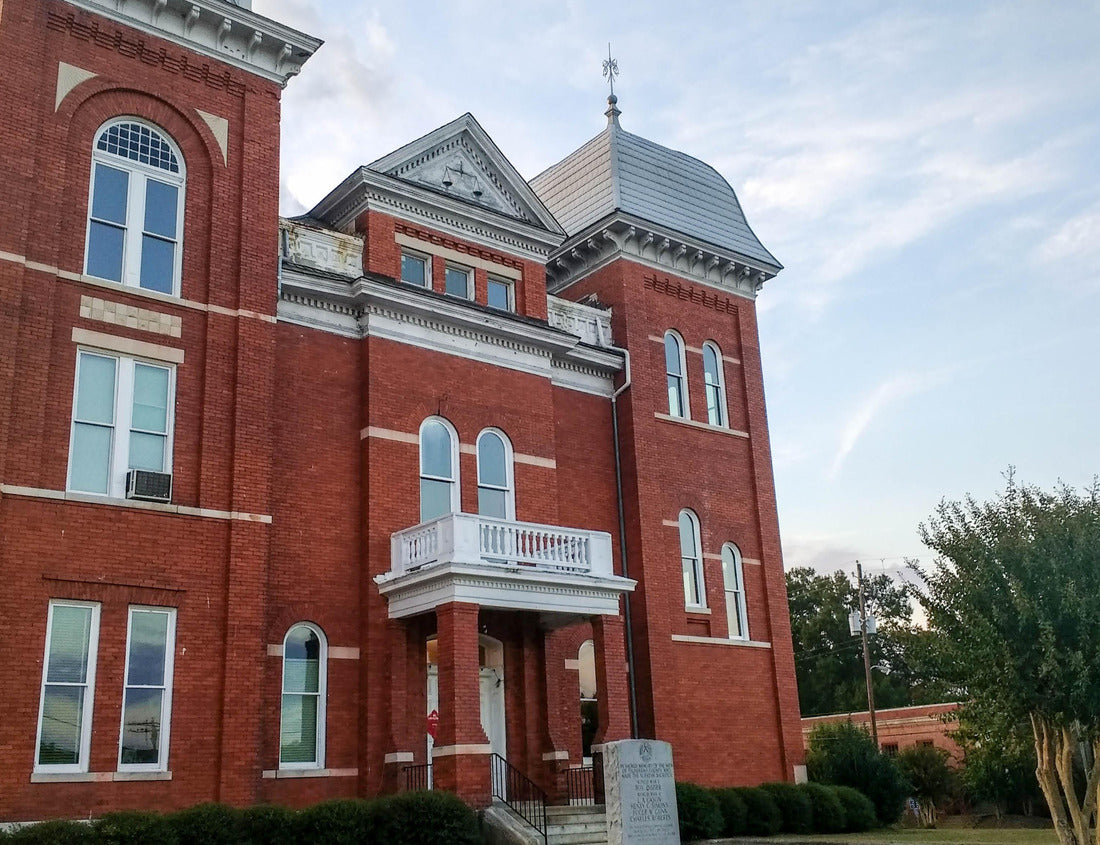 Noah Jigsaw Puzzle High Victorian southern architecture evident in this red brick courthouse designed by Lewis F. Goodrich in Taliaferro County, Crawfordville, Georgia 1000 Pieces