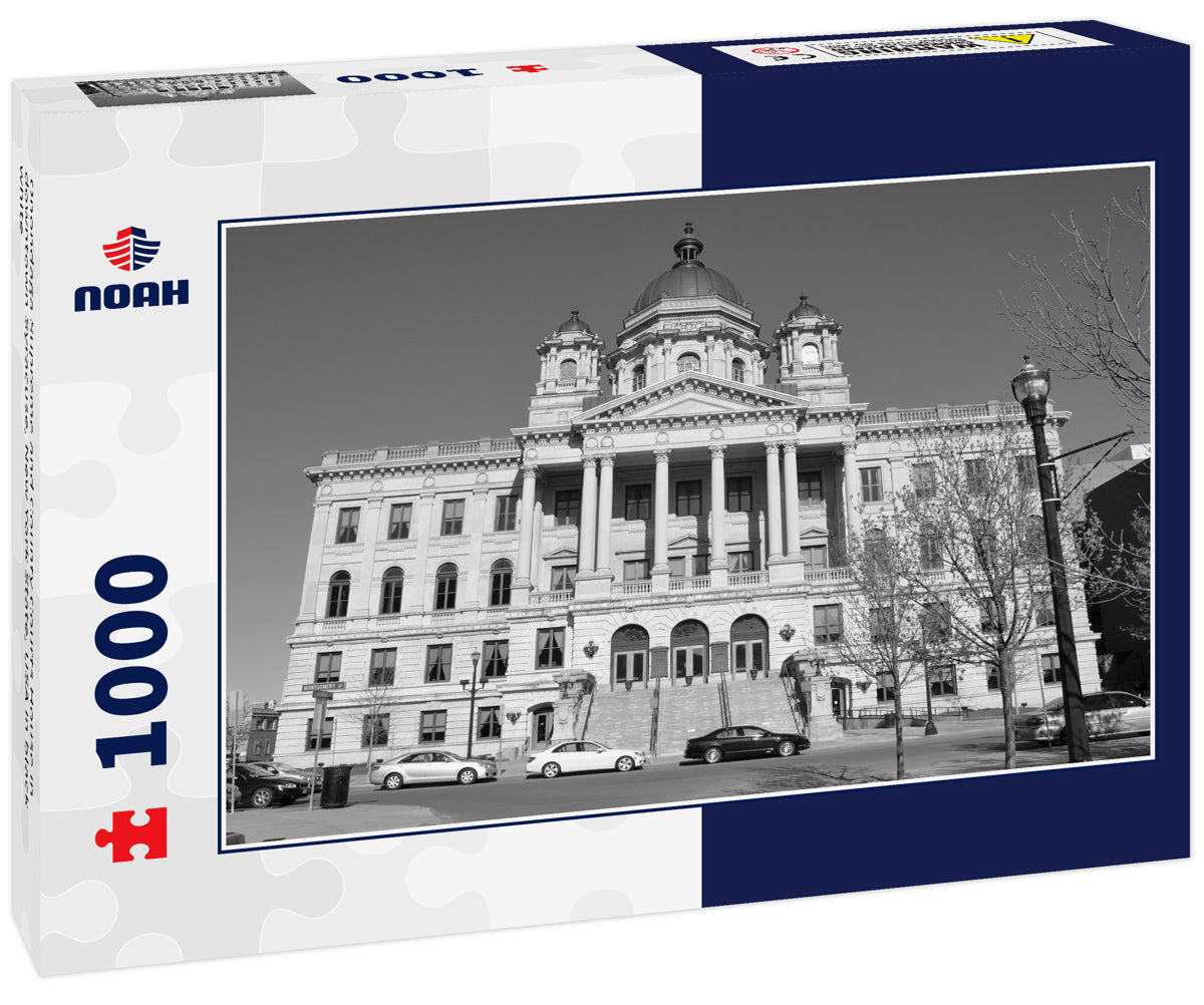 Onondaga Supreme and County Courts House in downtown Syracuse, New York State, USA in black white