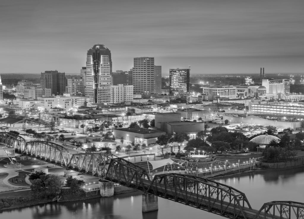 Shreveport, Louisiana, USA Skyline in black white