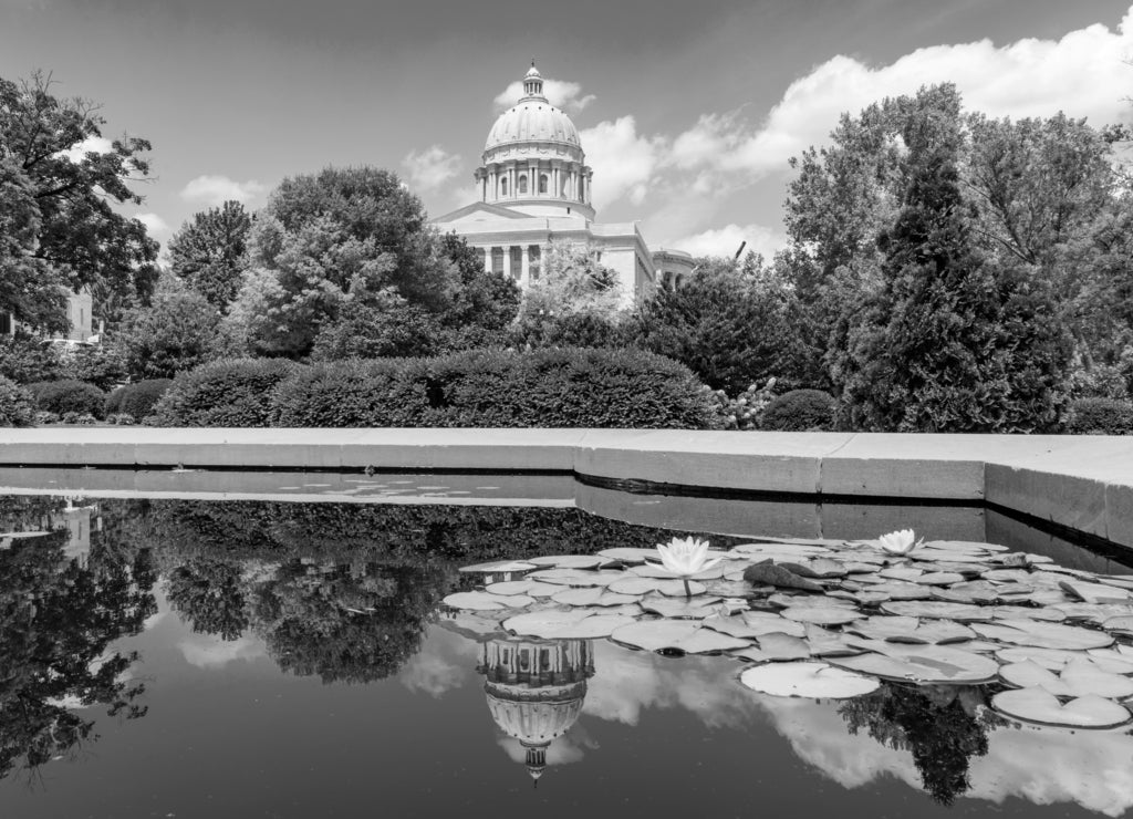 Missouri State Capital Building in black white
