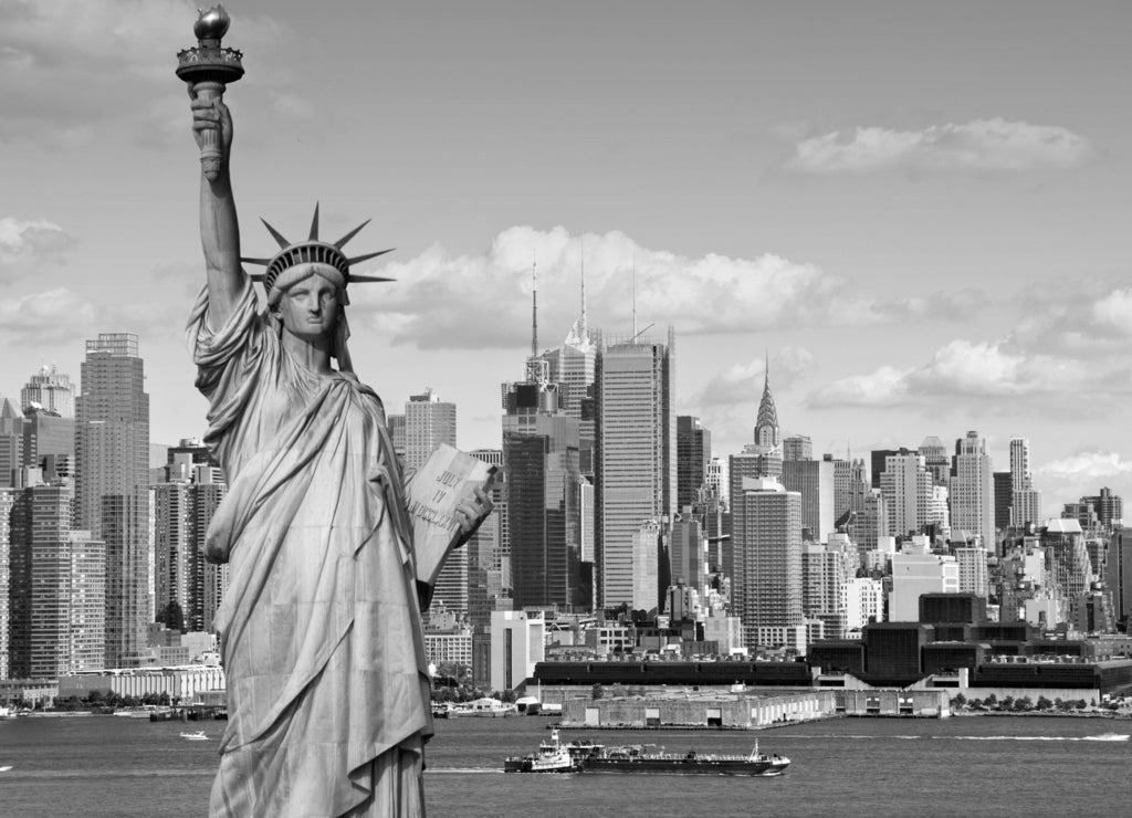 New York cityscape in black white