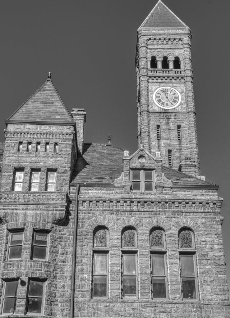 The Old Courthouse in Sioux Falls is a Historical Site made of Sioux Quartzite, South Dakota in black white