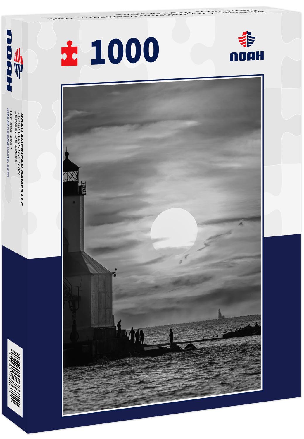 Michigan City, Indiana, Washington Park Lighthouse in black white