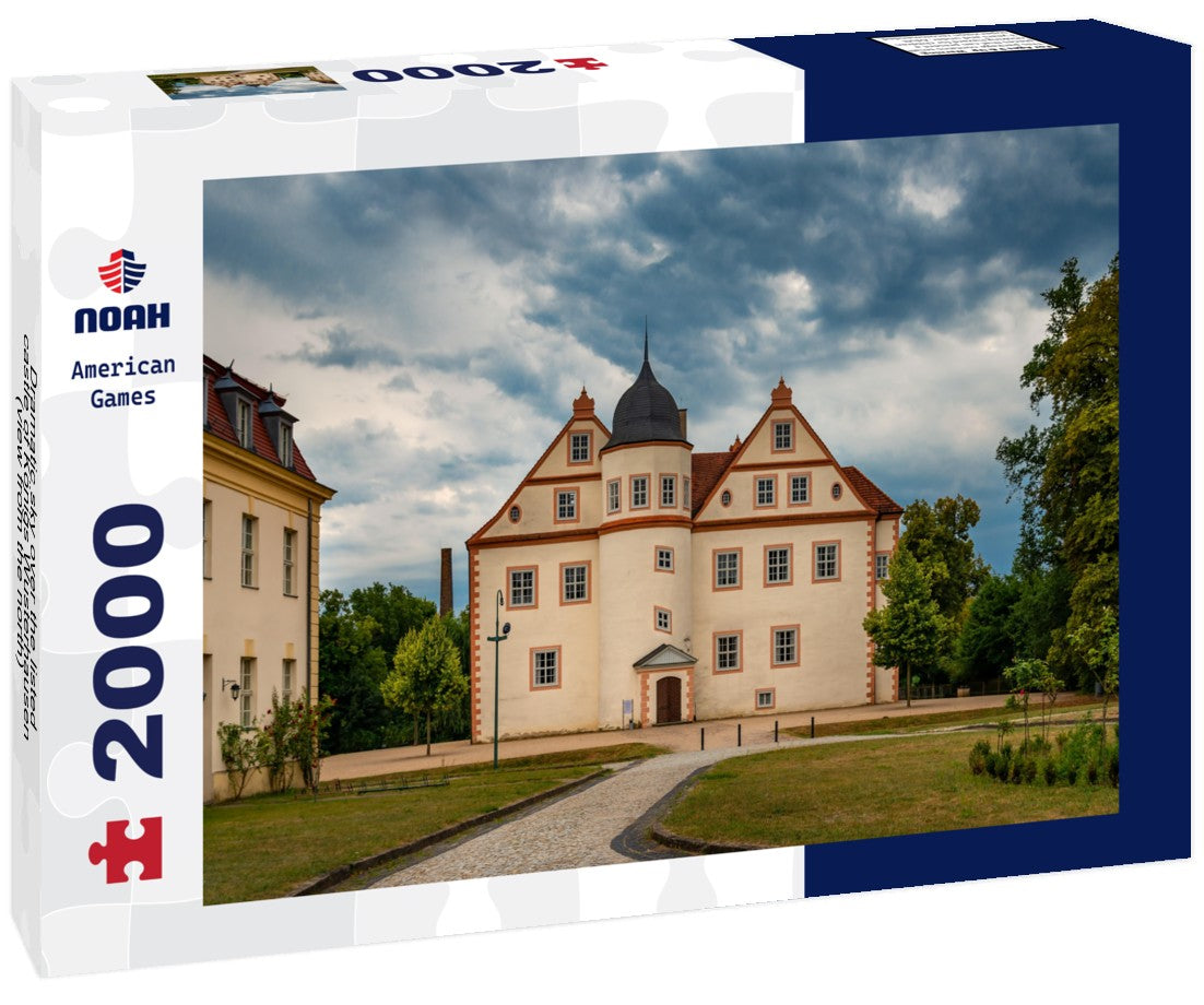 Dramatic sky over the listed castle of Königs Wusterhausen (view from the north) 2000pc Puzzle