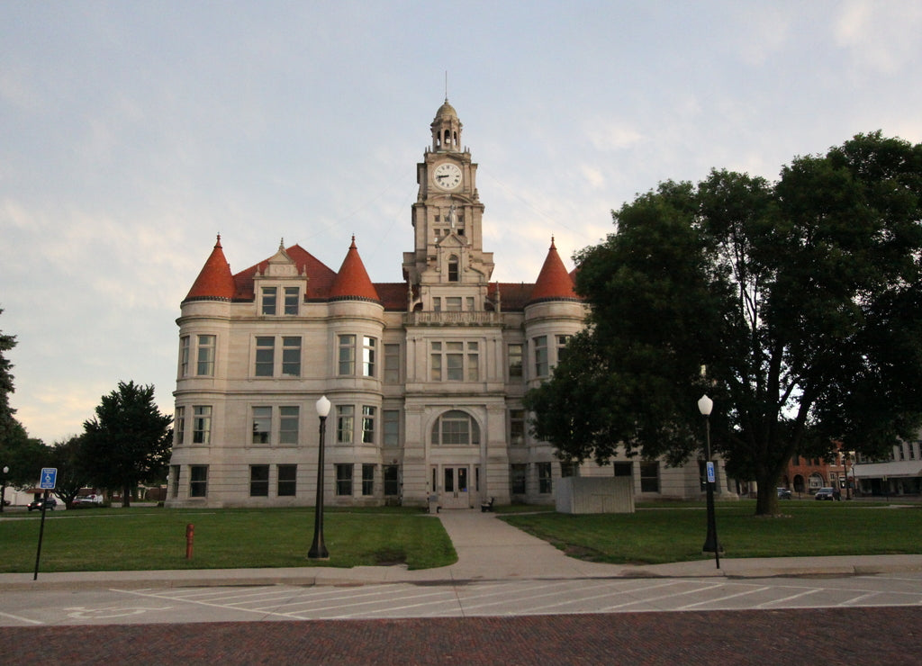 Dallas County Iowa Courthouse