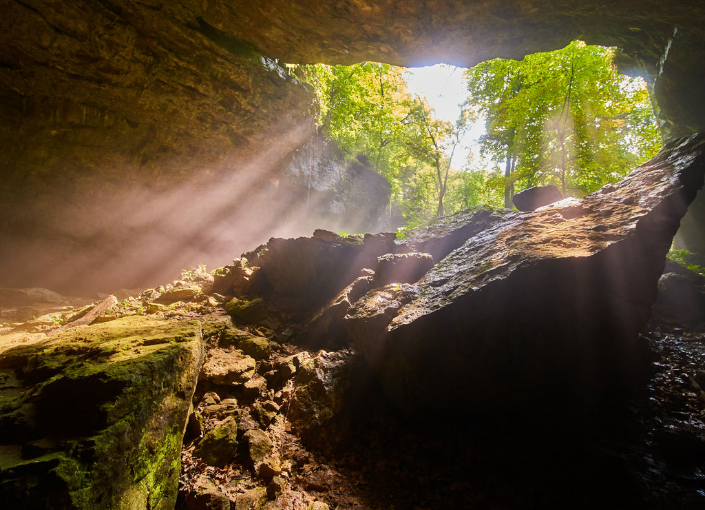 Maquoketa Caves State Park, Rocky Tunnels, Iowa