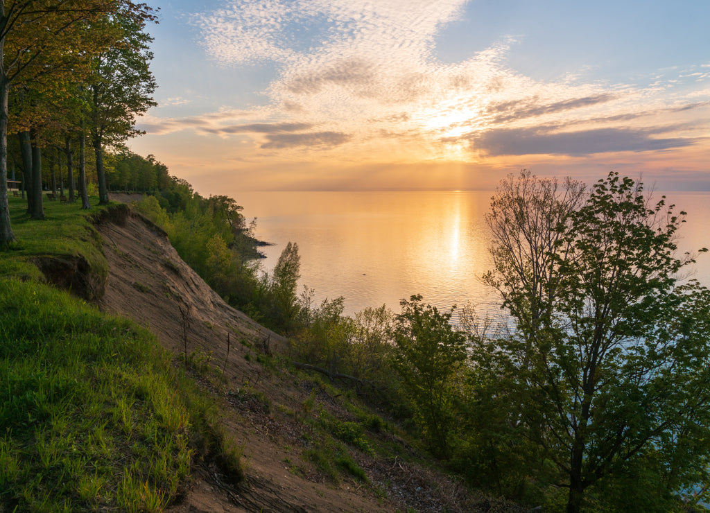 The Coast line of Lake Erie in Erie County, Ohio