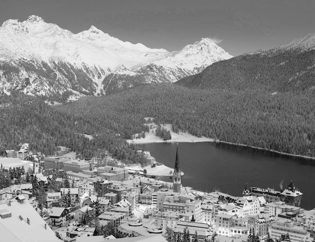 Noah Jigsaw Puzzle Fes, Morocco historical magnificent old capital streets in black white 1000 pieces