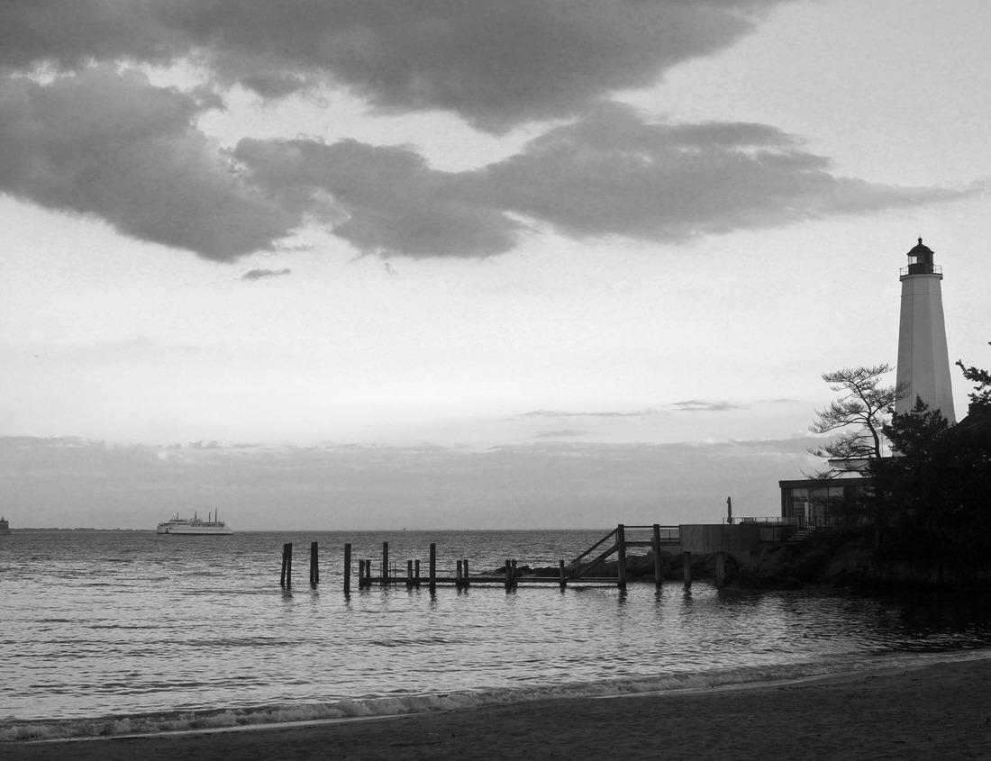 Noah Jigsaw Puzzle View of Neuruppin, Brandenburg, Germany in black white 1000 pieces