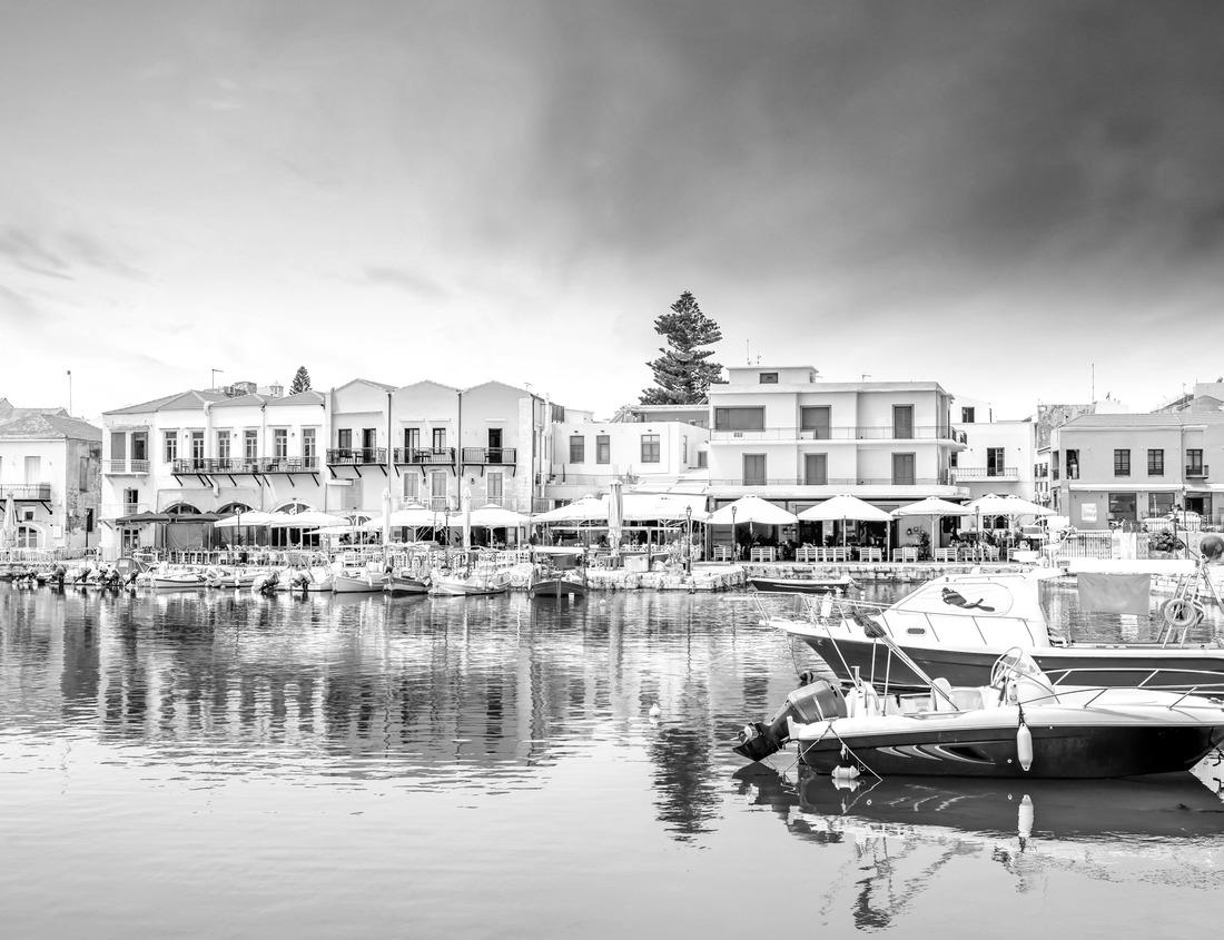 Noah Jigsaw Puzzle The Temple of the Inscription is an archaeological site in the pre-Hispanic city and national park of Palenque, Palenque, Chiapas, Mexico in black white 1000 pieces