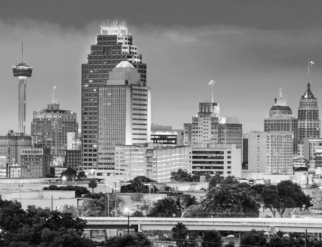 Noah Jigsaw Puzzle View over Weilburg, Hessen, Germany in black white 1000 pieces