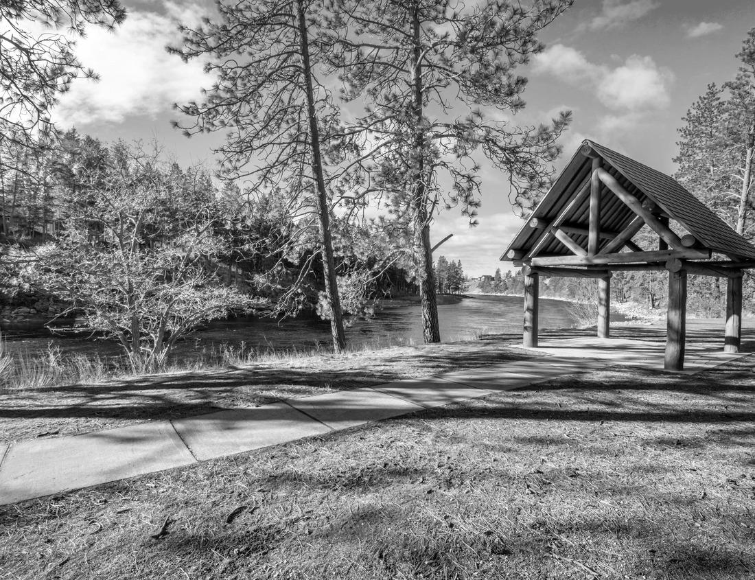 Noah Jigsaw Puzzle Nationalmuseum Paleis het Loo near Apeldoorn in the Netherlands in black white 1000 pieces