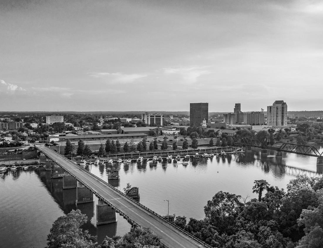 Noah Jigsaw Puzzle Tower and Cathedral, famous landmarks of Pisa, Italy in black white 1000 pieces