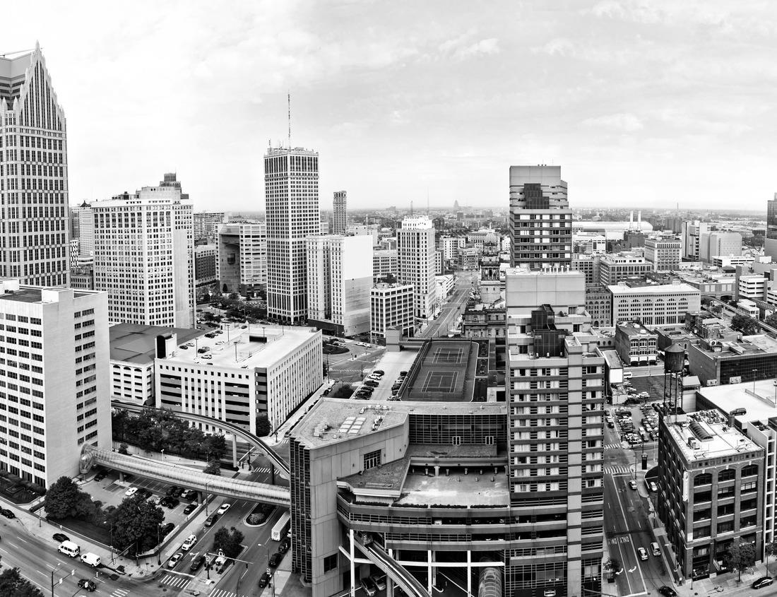 Noah Jigsaw Puzzle The historic ?Halle of Heilbronn in black white 1000 pieces