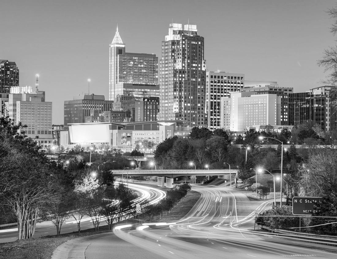 Noah Jigsaw Puzzle Lake Elsinore, California, USA in black white 1000 pieces