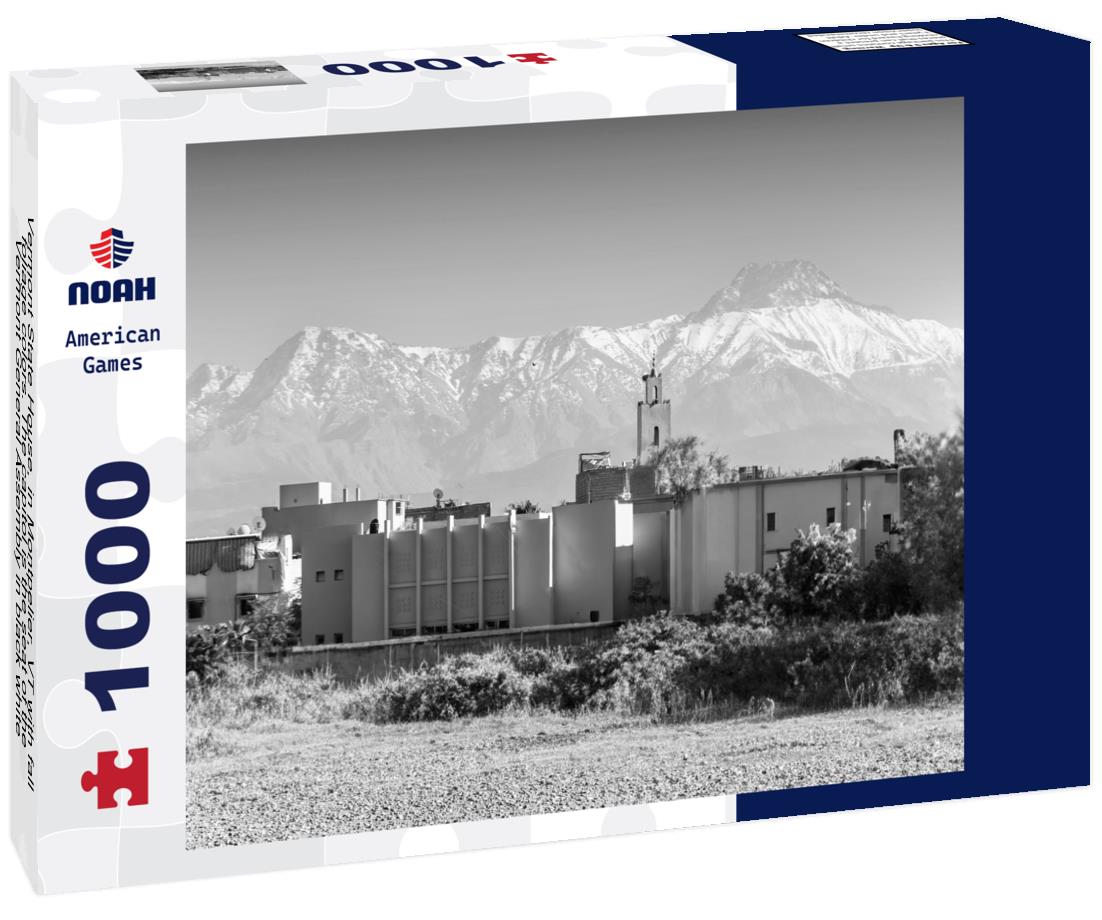 Vermont State House, in Montpelier, VT with fall foliage colors. The capitol is the seat of the Vermont General Assembly 1000pc PuzzleBlack and White