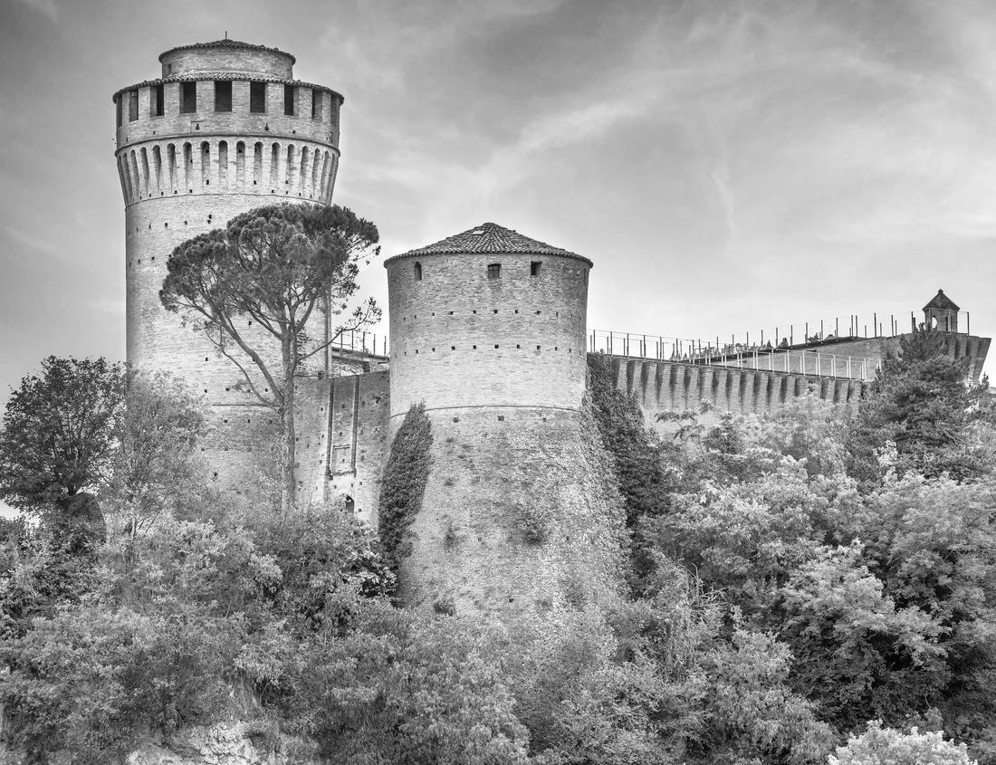 Noah Jigsaw Puzzle Architecture of Jersey City at Exchange Place in New Jersey, United States in black white 1000 pieces