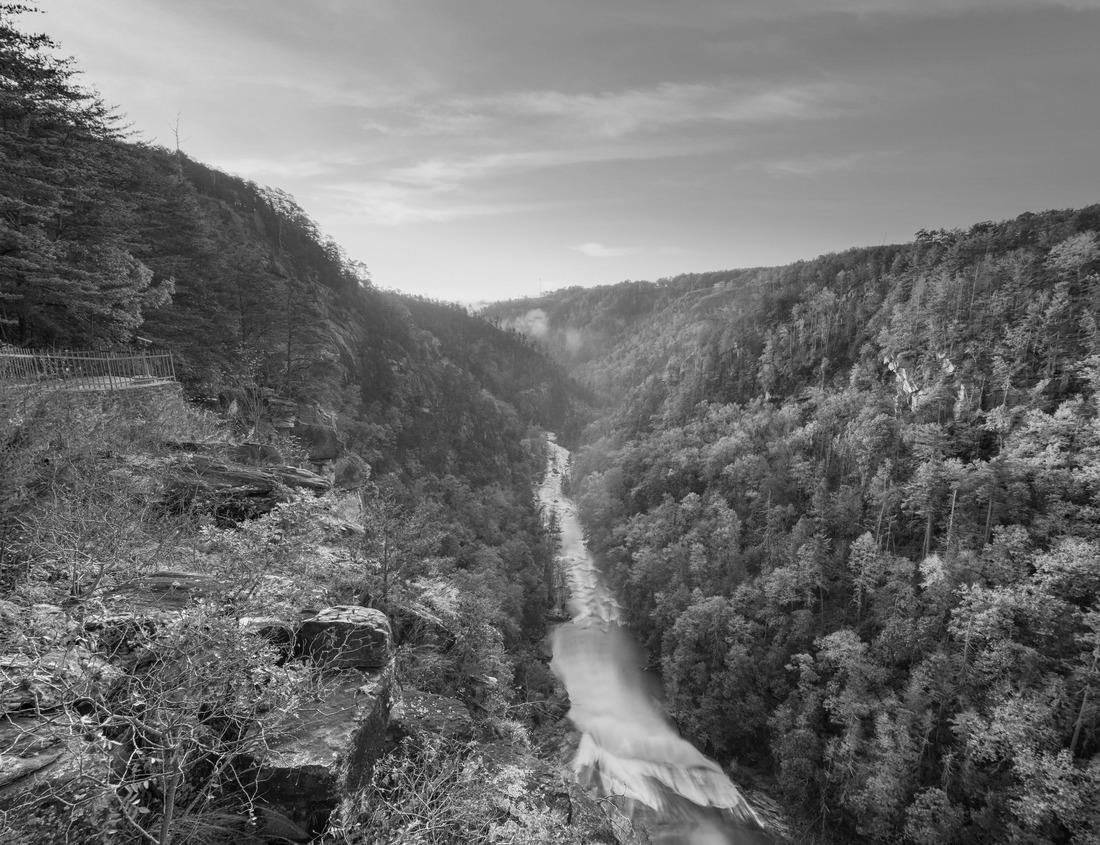 Noah Jigsaw Puzzle Landscape in British Columbia. Picturesque rock on the background in black white 1000 pieces