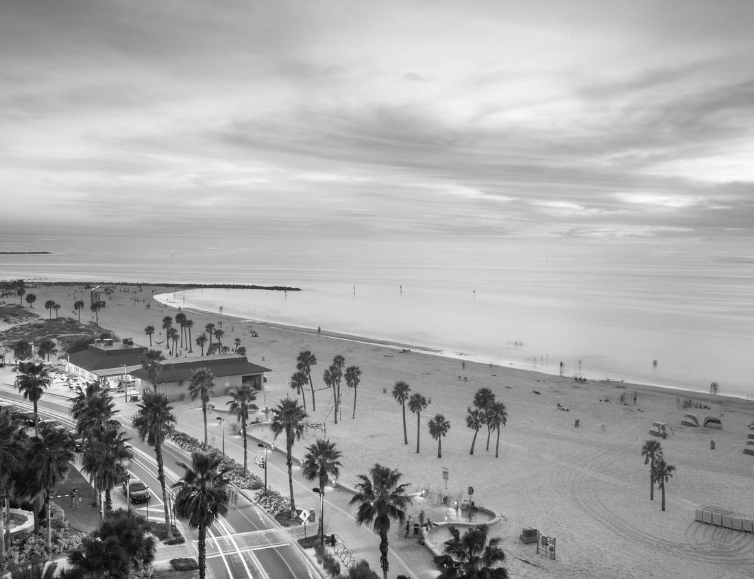 Noah Jigsaw Puzzle Market and city hall in Bergisch Gladbach, Germany in black white 1000 pieces