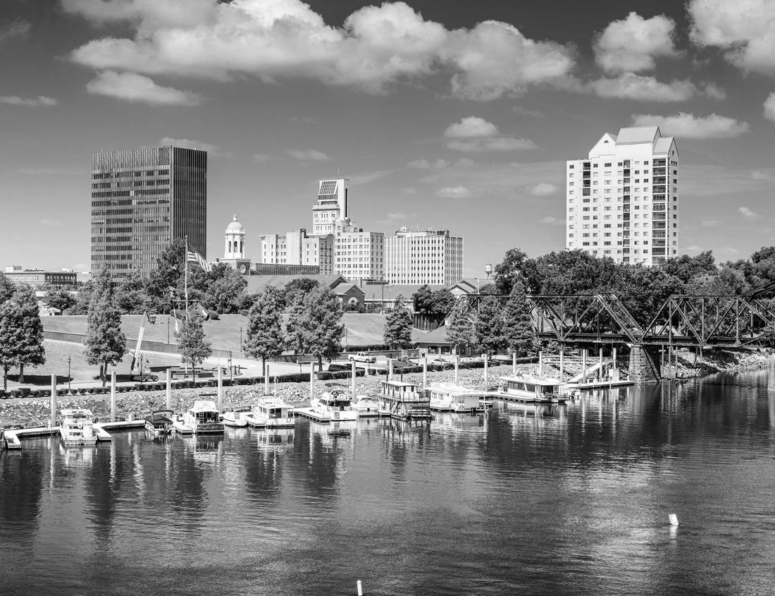 Noah Jigsaw Puzzle Piast Castle in Legnica, Poland in black white 1000 pieces