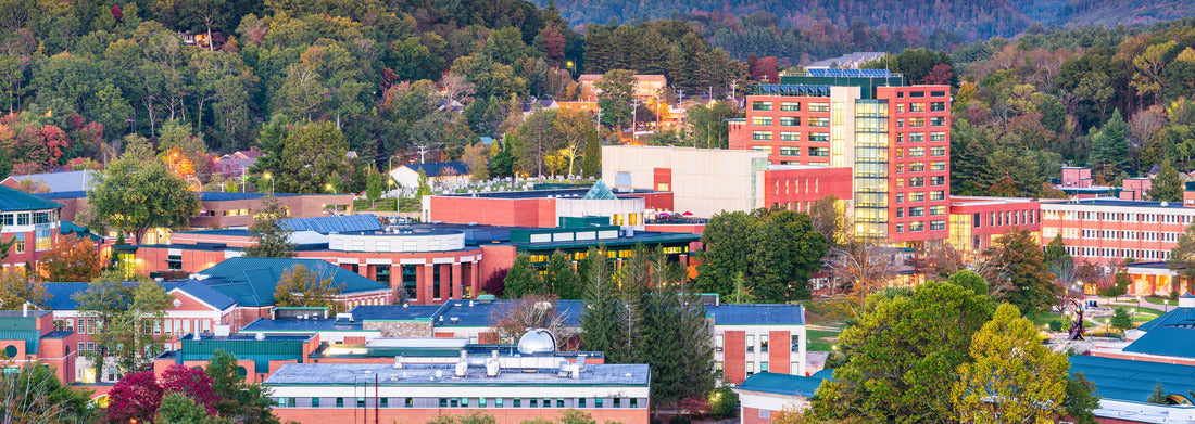 Noah Jigsaw Puzzle Boone, North Carolina, USA Campus and city skyline at dusk panorama 1000 pieces