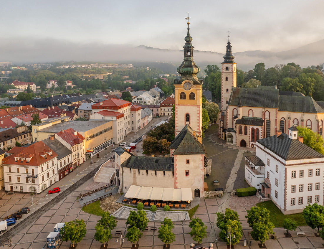 Noah Jigsaw Puzzle Banska Bystrica cityscape at sunrise in summer, Slovakia. Aerial view of the main Slovak National Uprising square in Banska Bystrica town 1000 pieces