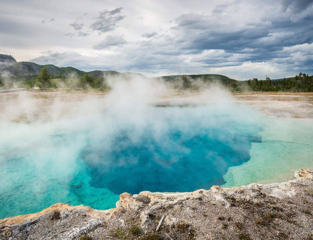 The Sapphire Pool in Biscuit Basin, Yellowstone National Park, Wyoming 1000pc Puzzle