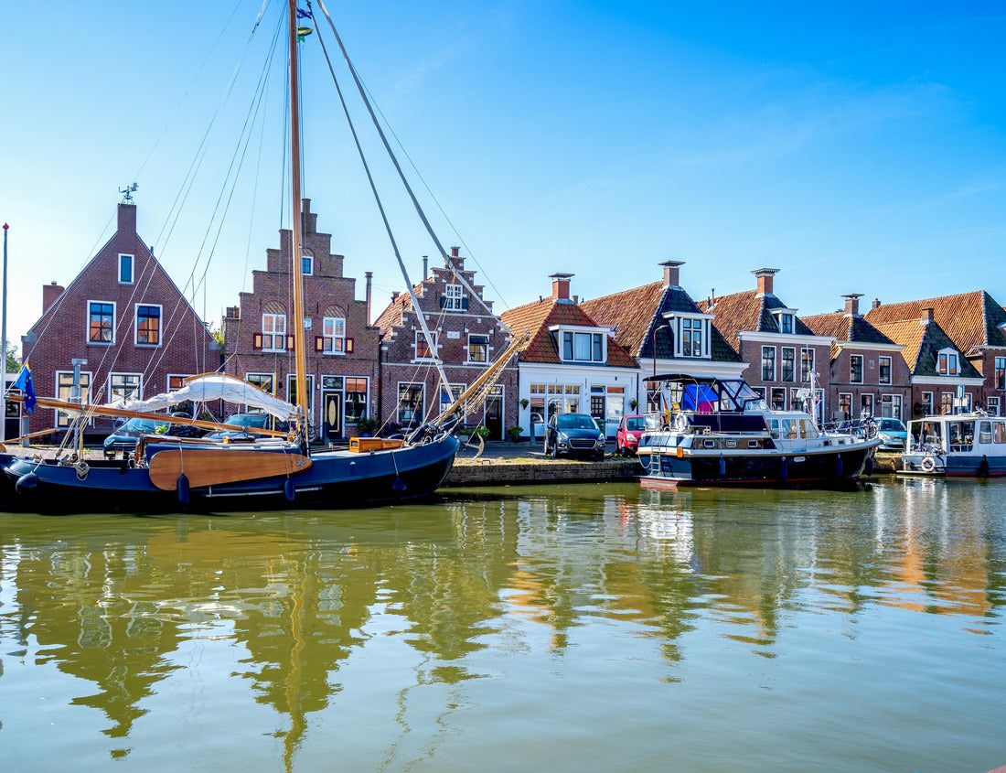Old city of Makkum, Netherlands 1000pc Puzzle