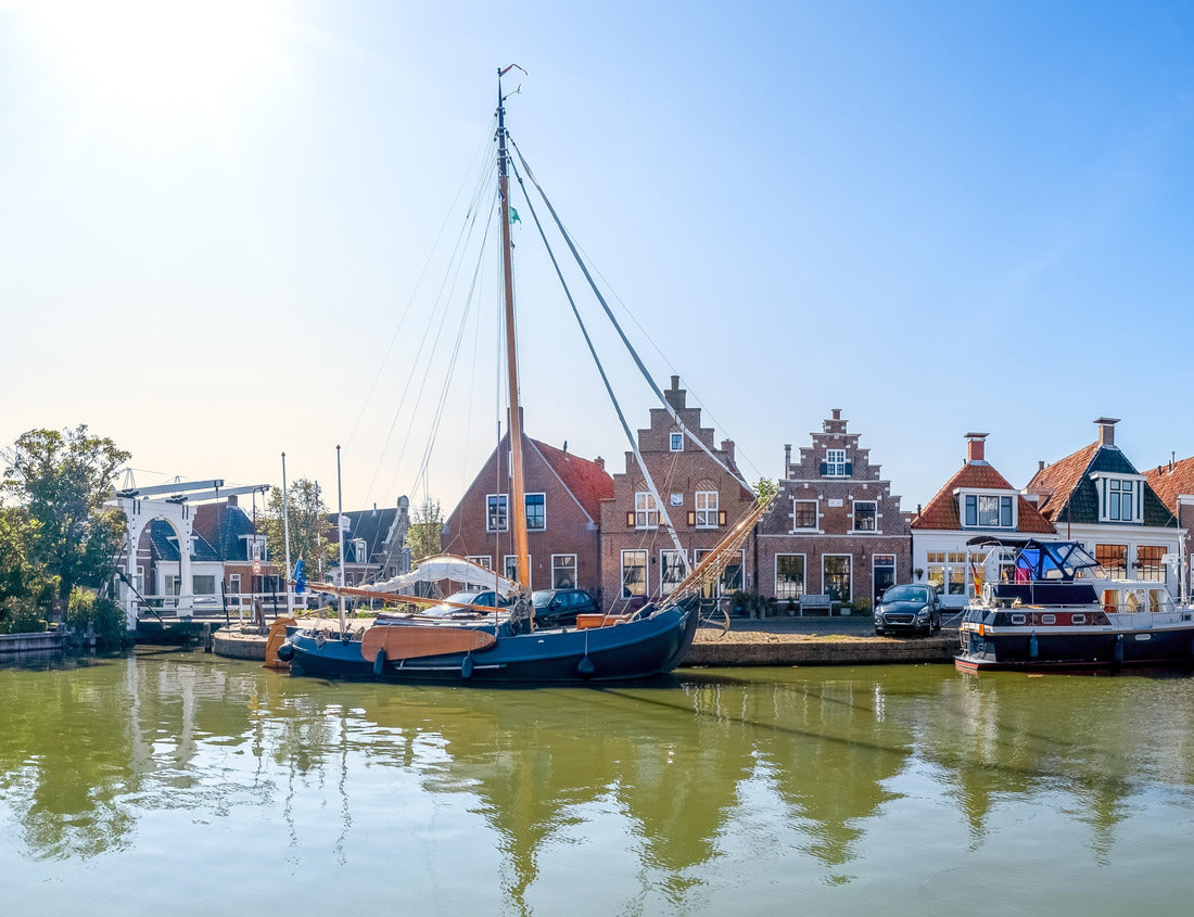 Old city of Makkum, Netherlands 1000pc Puzzle