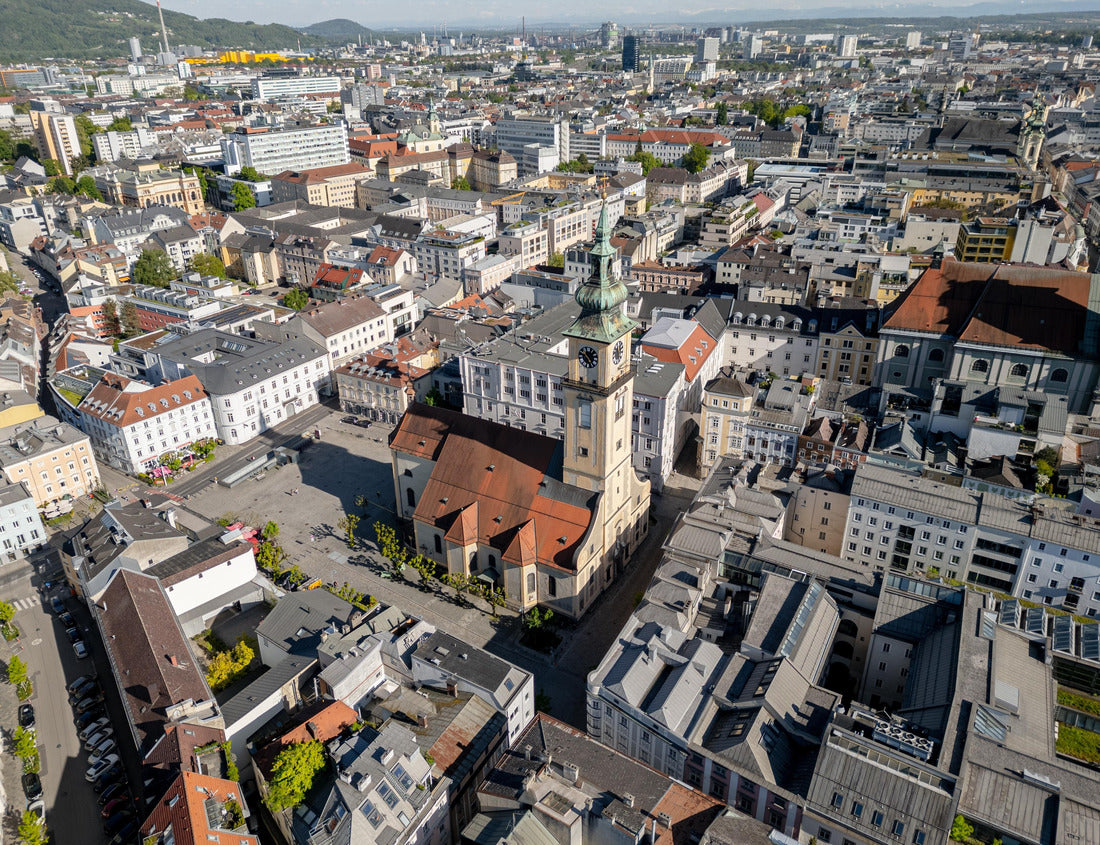 Parish church in Linz Austria Austria the Stadtpfarrkirche in Linz city center 1000pc Puzzle