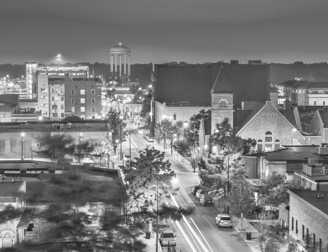 Noah Jigsaw Puzzle City Hall in Ostersund at winter evening, Sweden in black white 1000 pieces